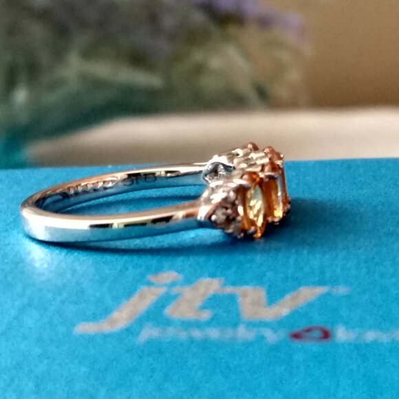 Spessartite garnet, & diamond ring size 6 - Picture 3 of 6